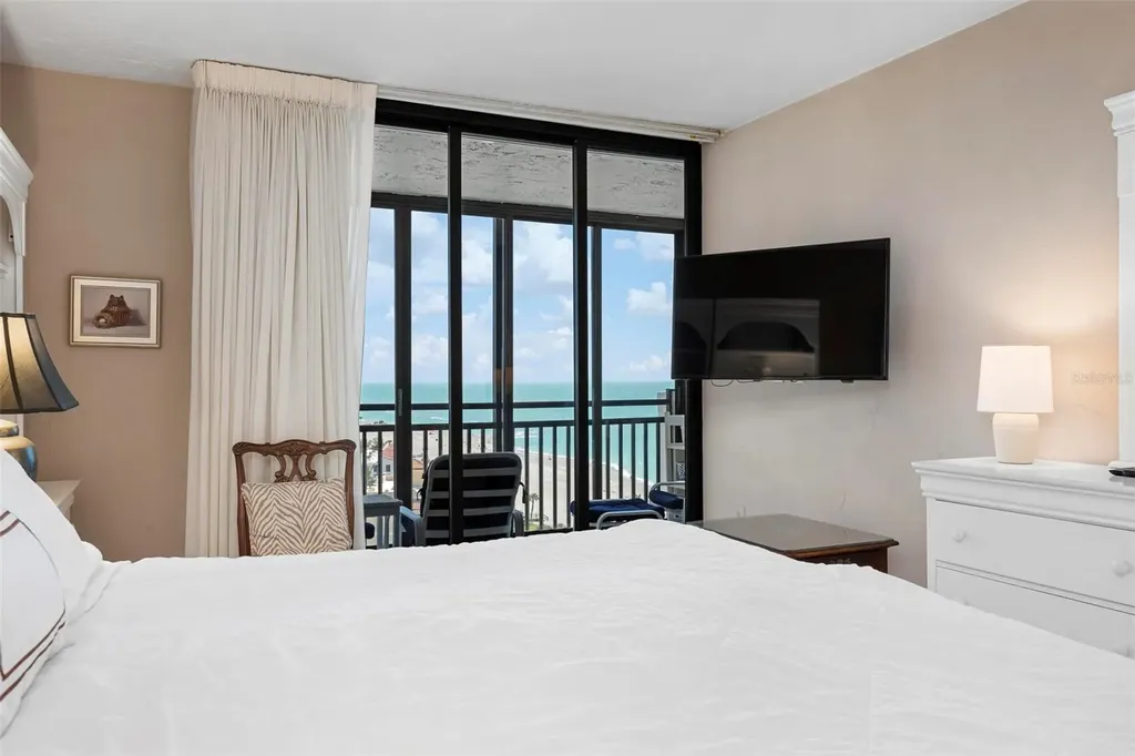 627 Alhambra Road Venice FL 34285