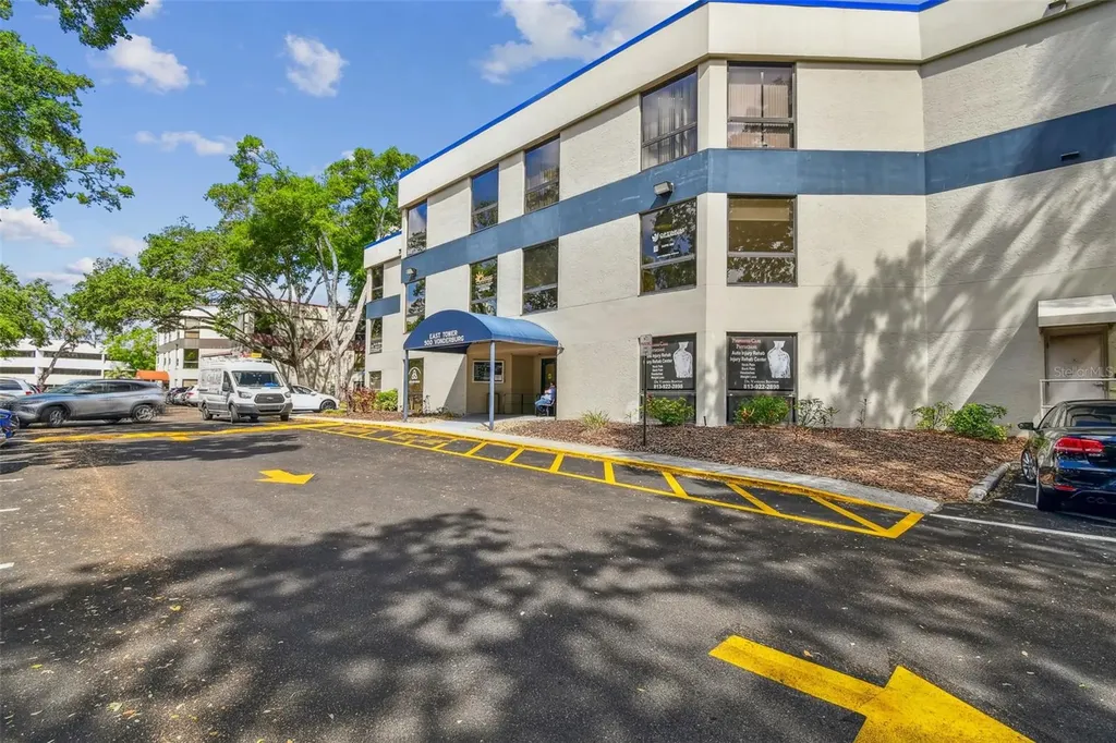 500 Vonderburg Drive Brandon FL 33511