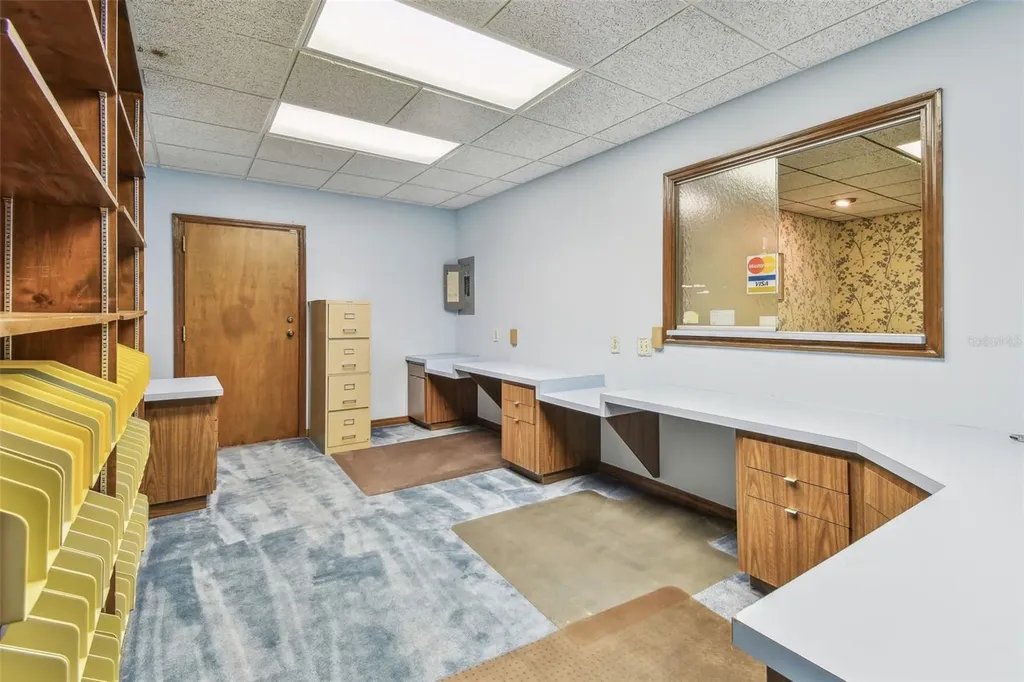 500 Vonderburg Drive Brandon FL 33511