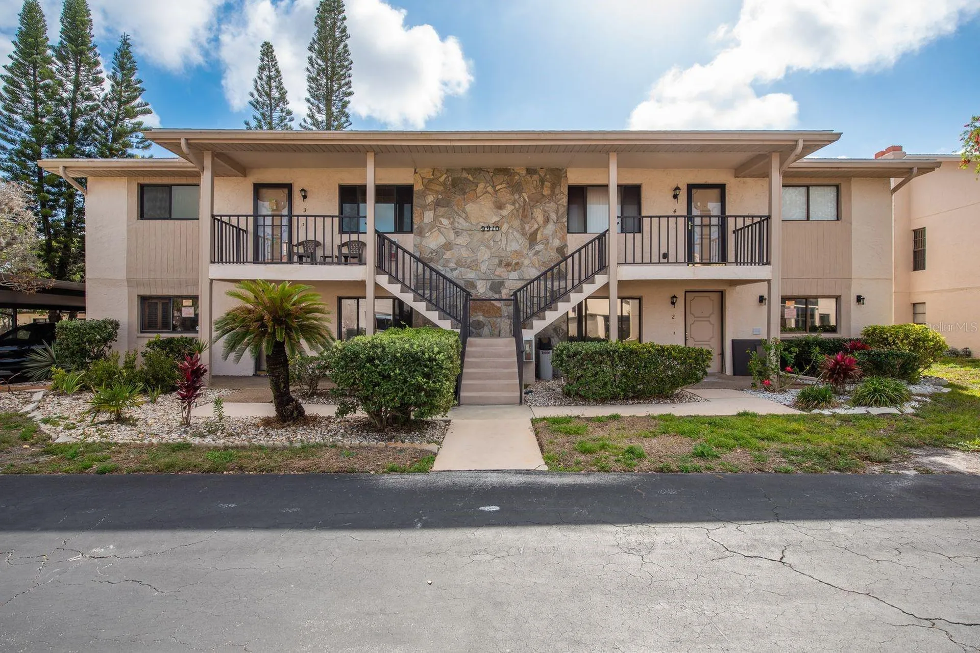 9910 Eagles Point Circle Port Richey FL 34668