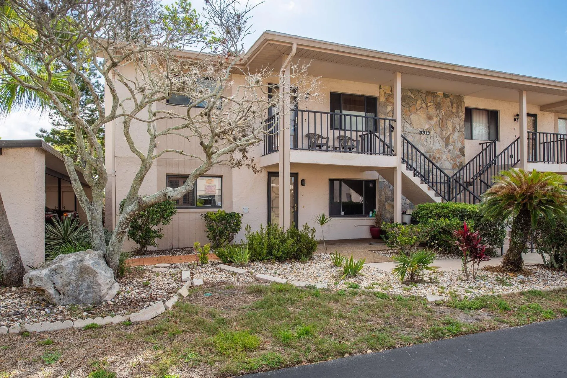 9910 Eagles Point Circle Port Richey FL 34668