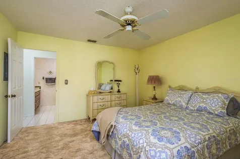 9910 Eagles Point Circle Port Richey FL 34668