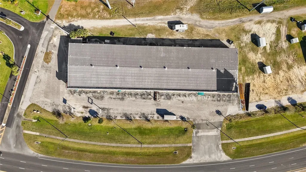 2104 Us Highway 441 Leesburg FL 34748