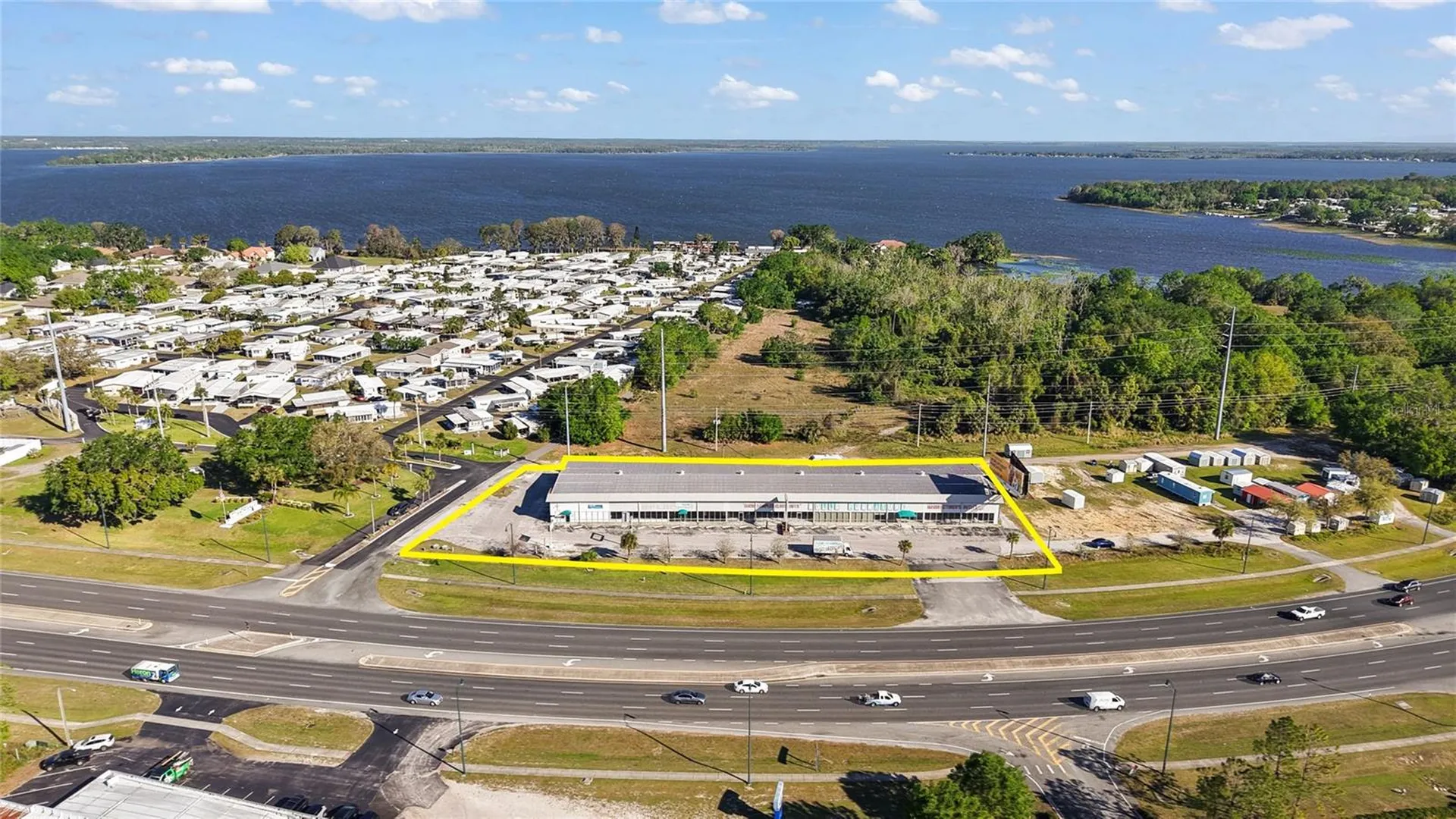 2104 Us Highway 441 Leesburg FL 34748