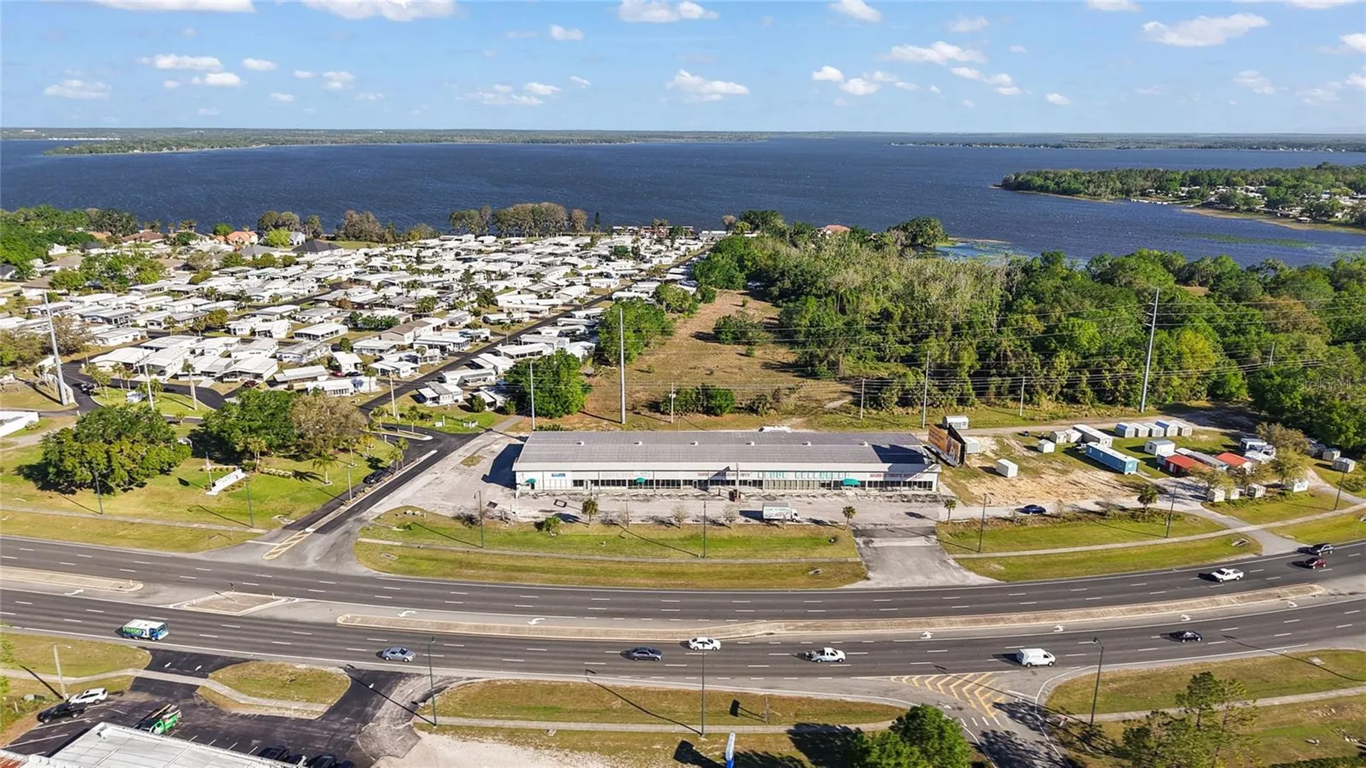 2104 Us Highway 441 Leesburg FL 34748