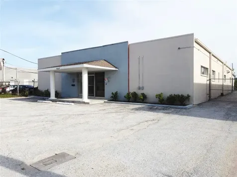 3160 46th Avenue N St Petersburg FL 33714