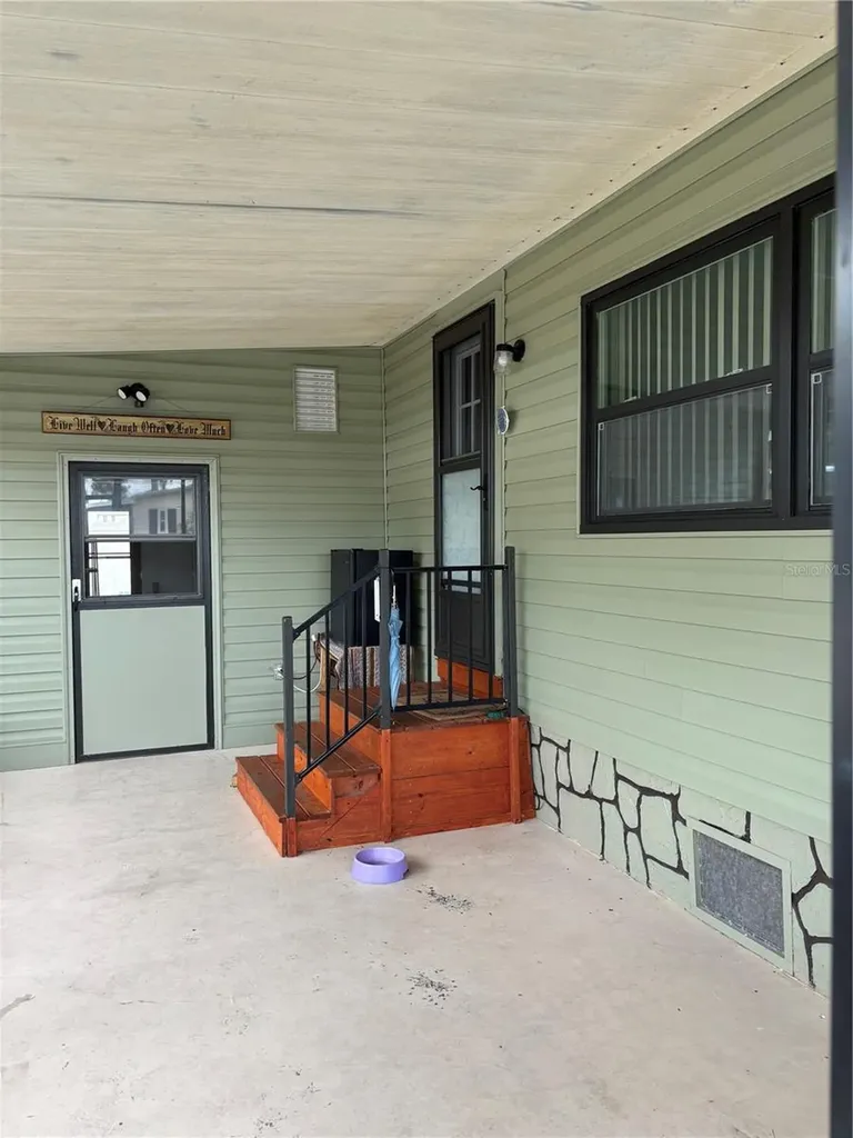 130 Oak Tree Drive Debary FL 32713