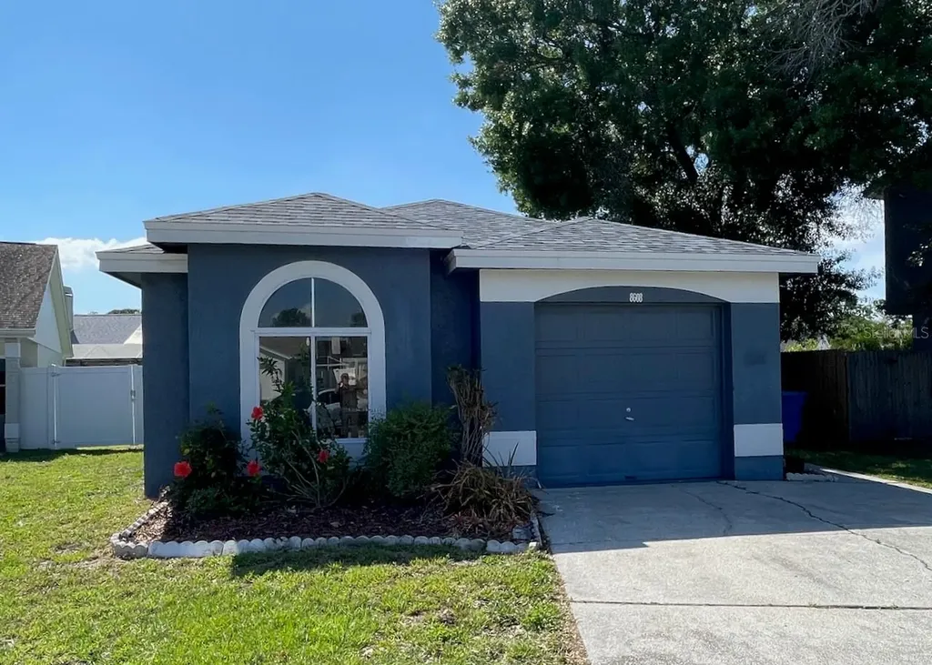 8608 Twin Farms Place Tampa FL 33635
