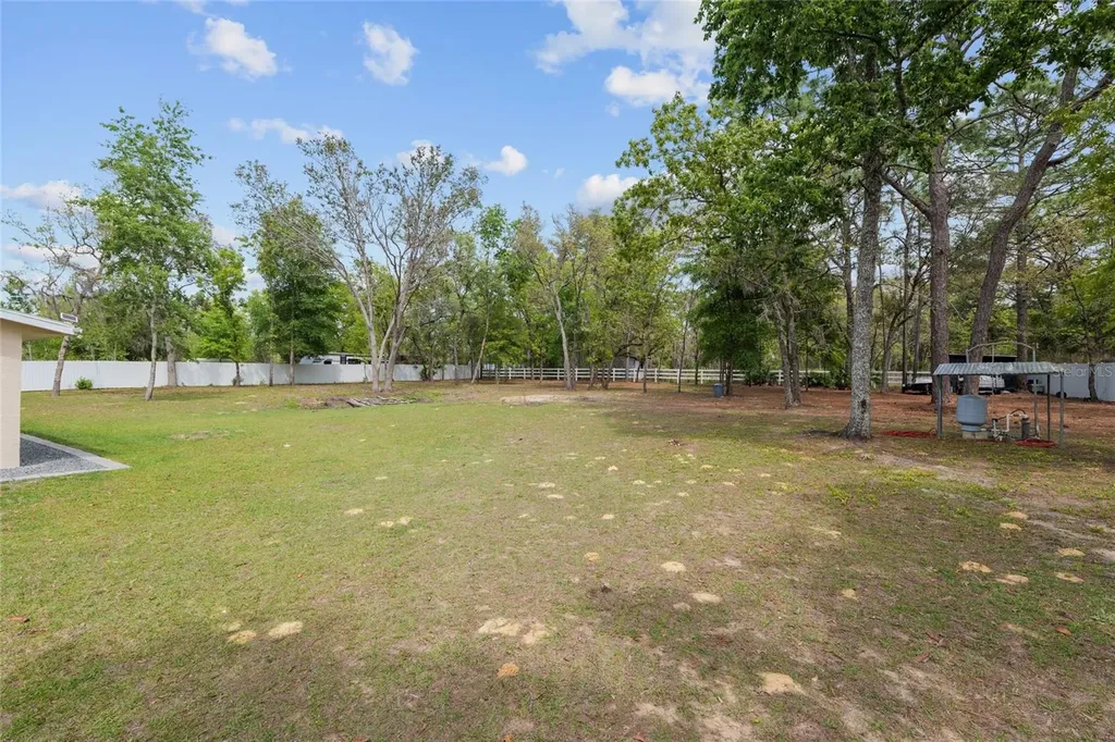 8055 SW 140th Avenue Dunnellon FL 34432
