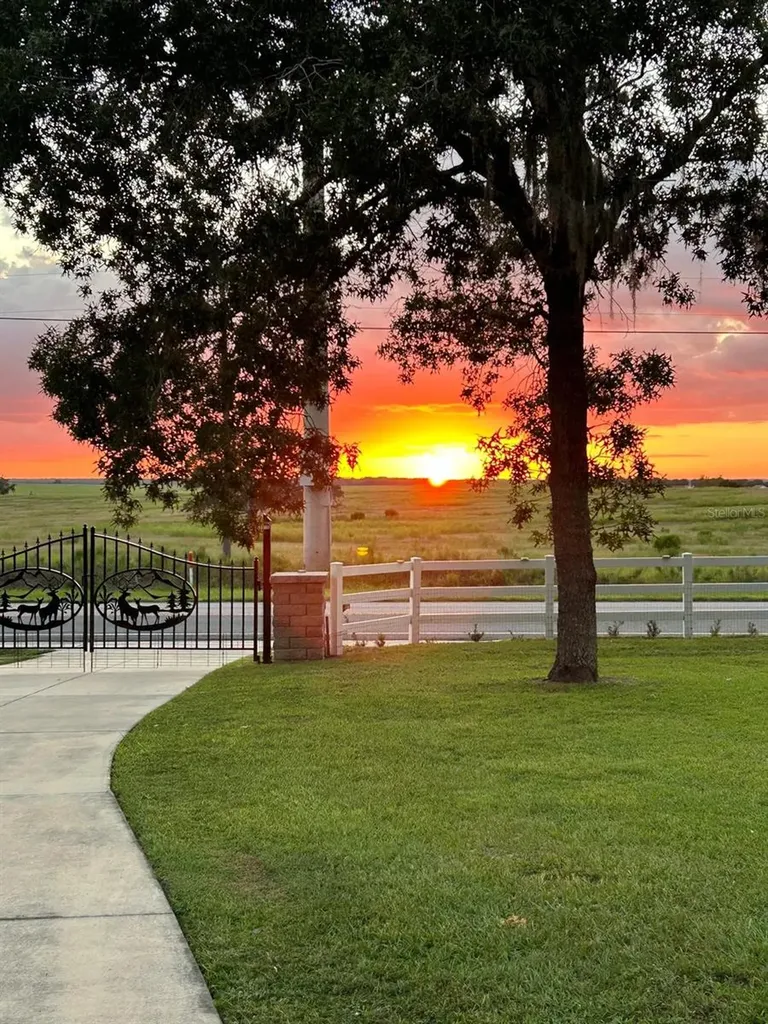 8055 SW 140th Avenue Dunnellon FL 34432