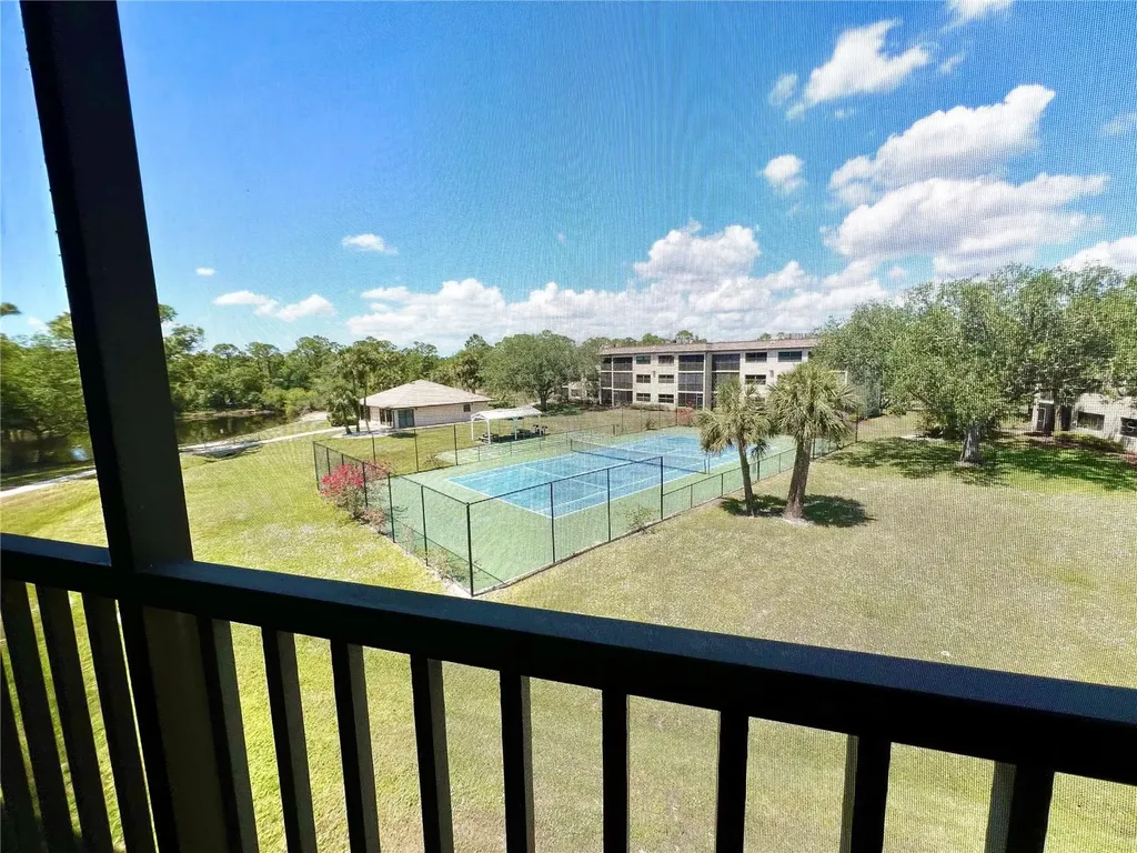 1999 Kings Highway Punta Gorda FL 33980