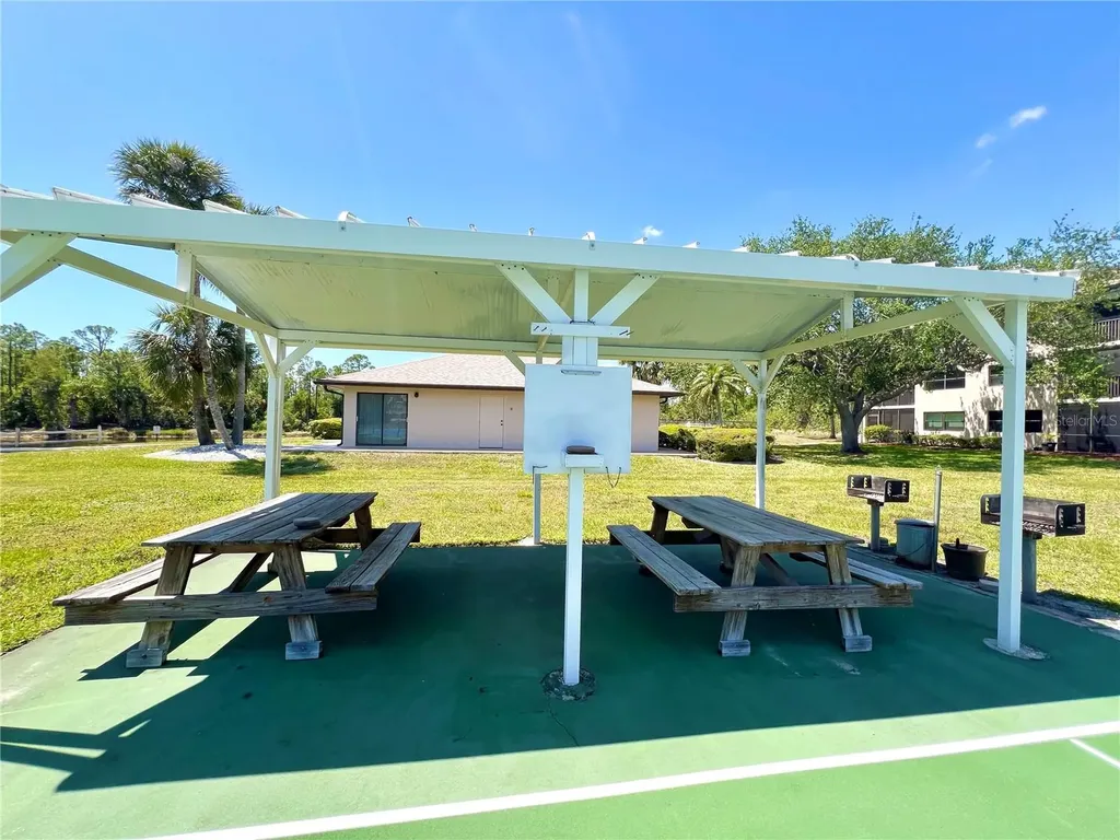 1999 Kings Highway Punta Gorda FL 33980