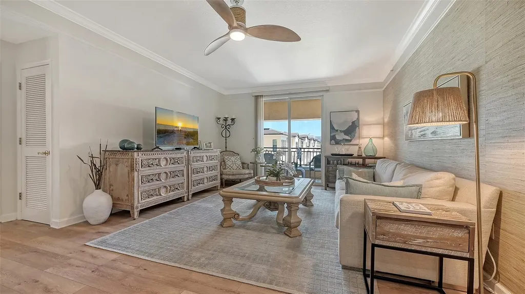 750 N Tamiami Trail Sarasota FL 34236