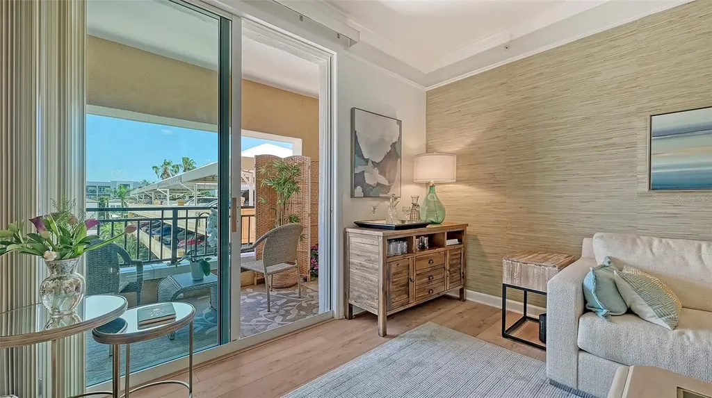 750 N Tamiami Trail Sarasota FL 34236