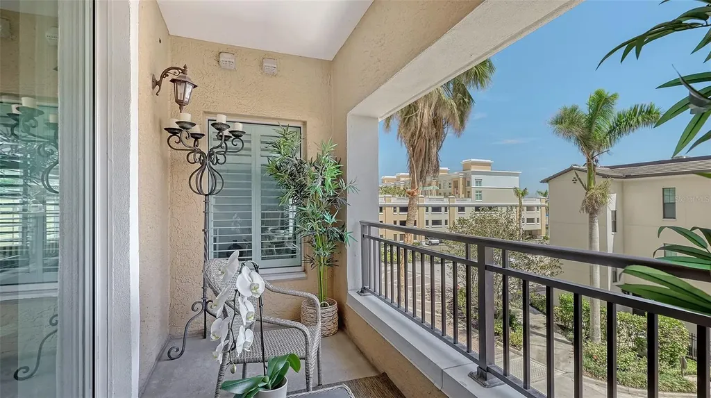 750 N Tamiami Trail Sarasota FL 34236