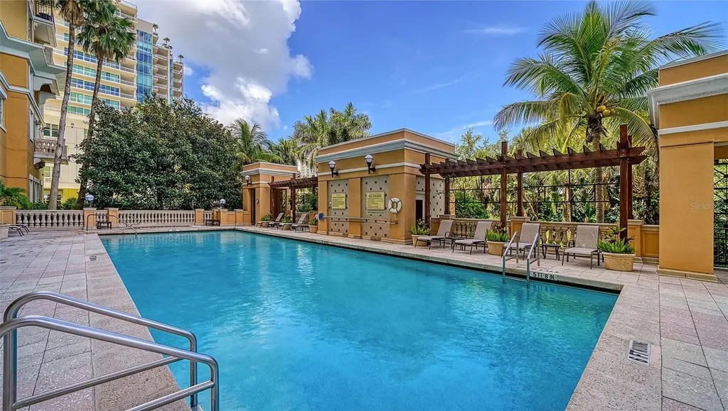 750 N Tamiami Trail Sarasota FL 34236