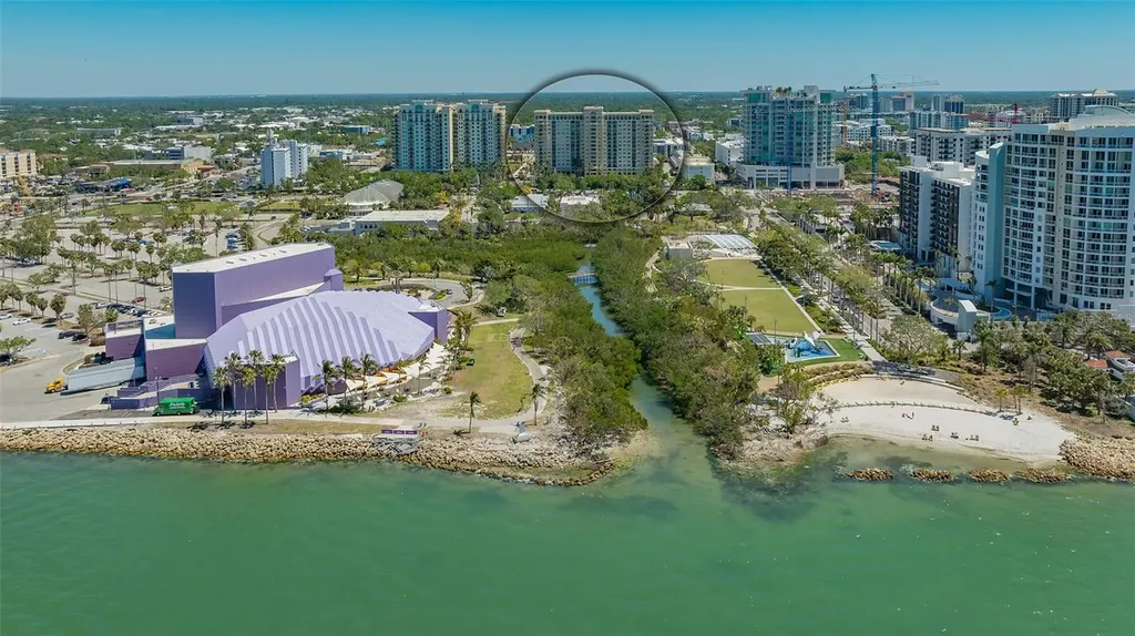 750 N Tamiami Trail Sarasota FL 34236