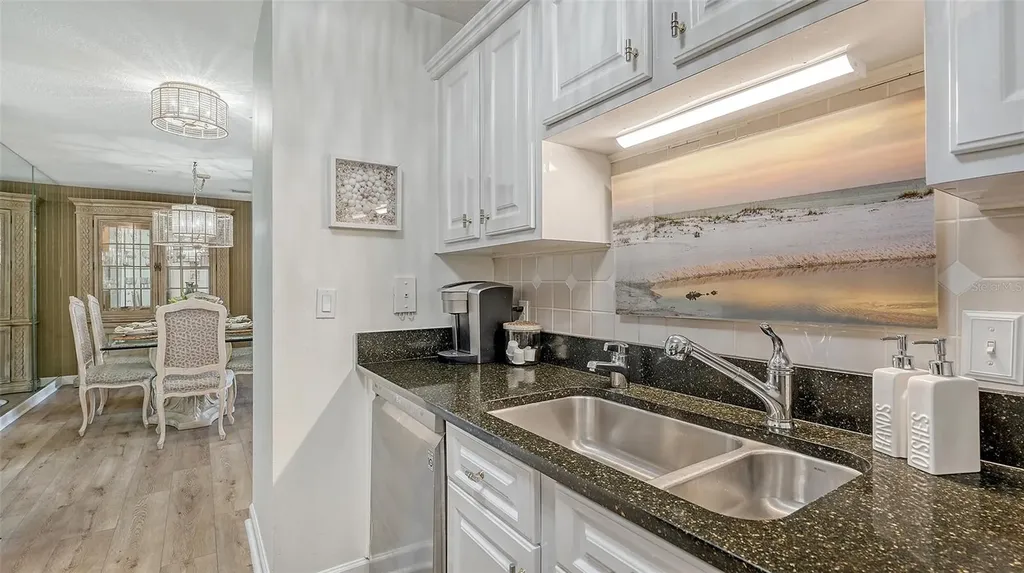 750 N Tamiami Trail Sarasota FL 34236