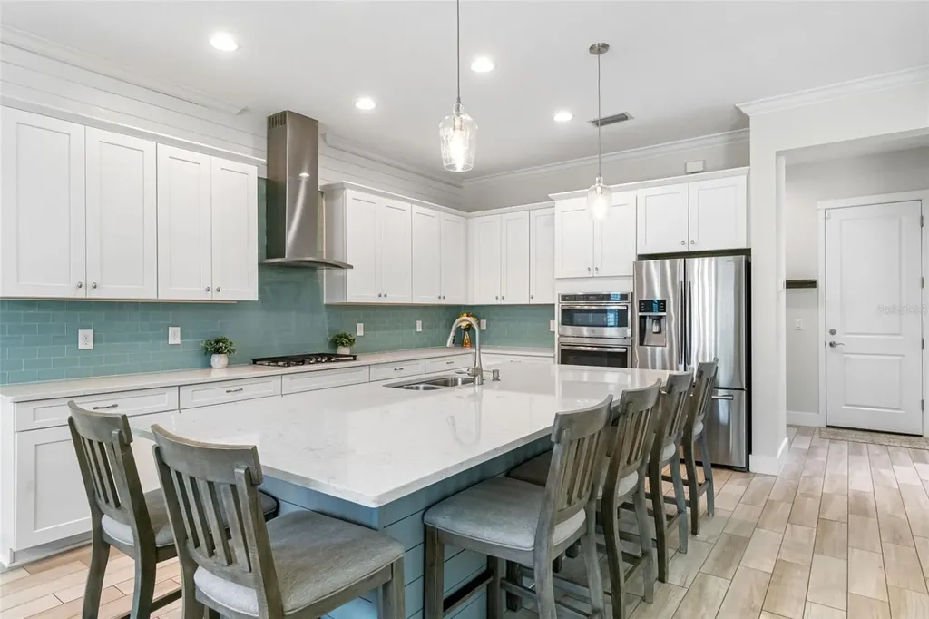 6317 Rivo Lakes Boulevard Sarasota FL 34241