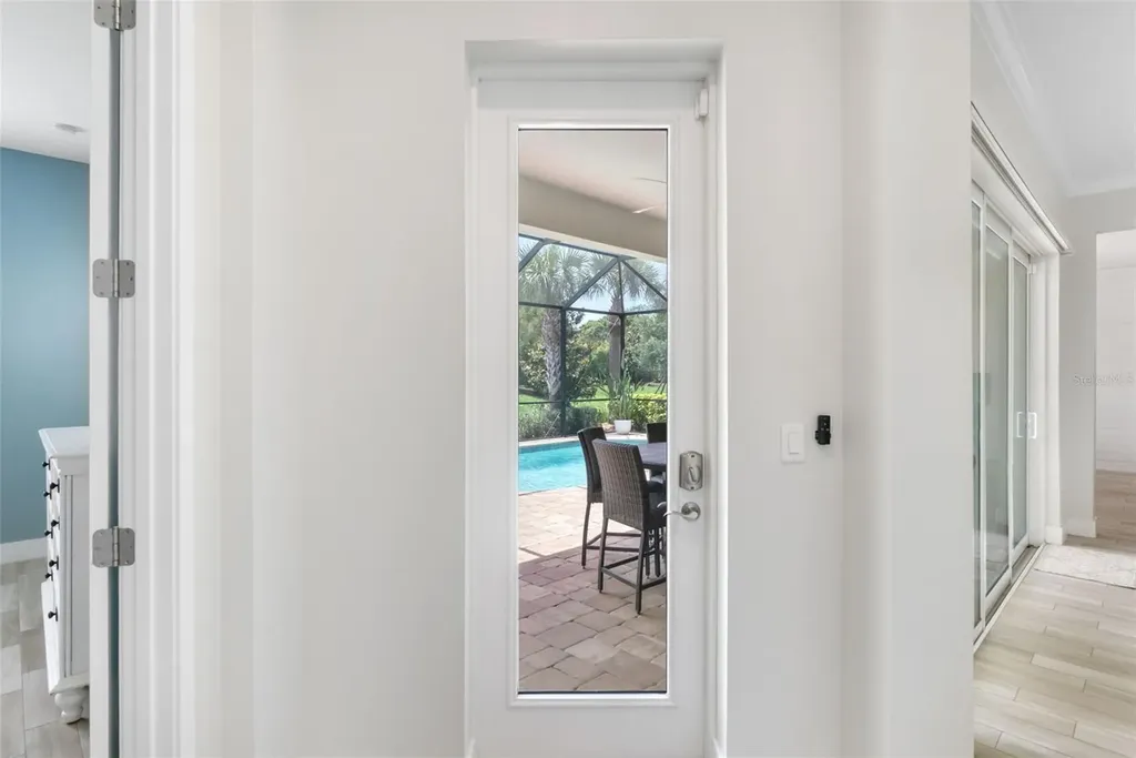 6317 Rivo Lakes Boulevard Sarasota FL 34241