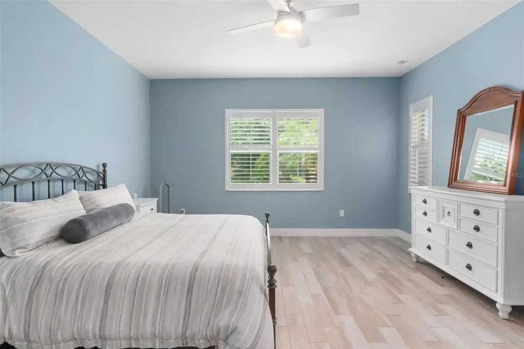 6317 Rivo Lakes Boulevard Sarasota FL 34241