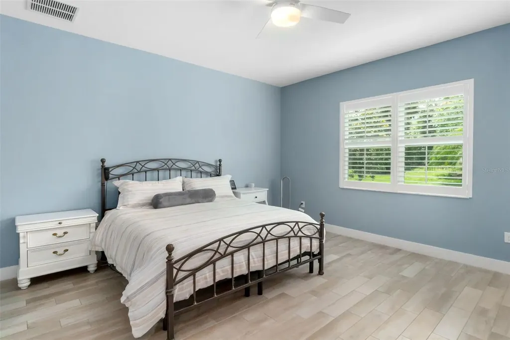 6317 Rivo Lakes Boulevard Sarasota FL 34241