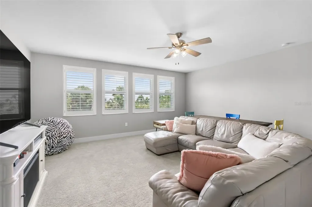 6317 Rivo Lakes Boulevard Sarasota FL 34241