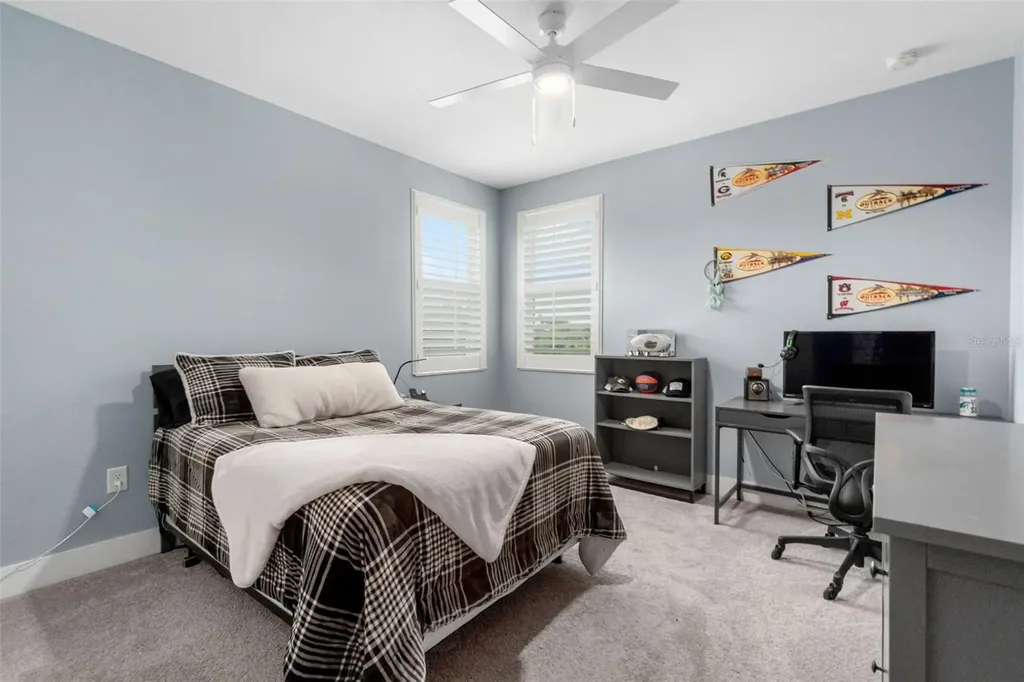 6317 Rivo Lakes Boulevard Sarasota FL 34241