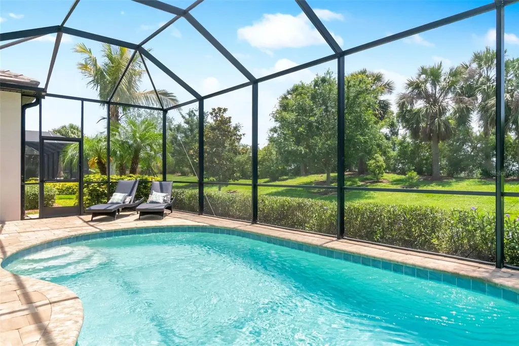 6317 Rivo Lakes Boulevard Sarasota FL 34241