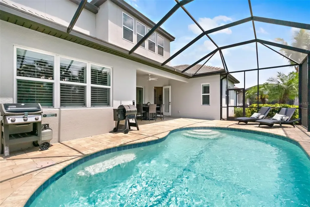 6317 Rivo Lakes Boulevard Sarasota FL 34241