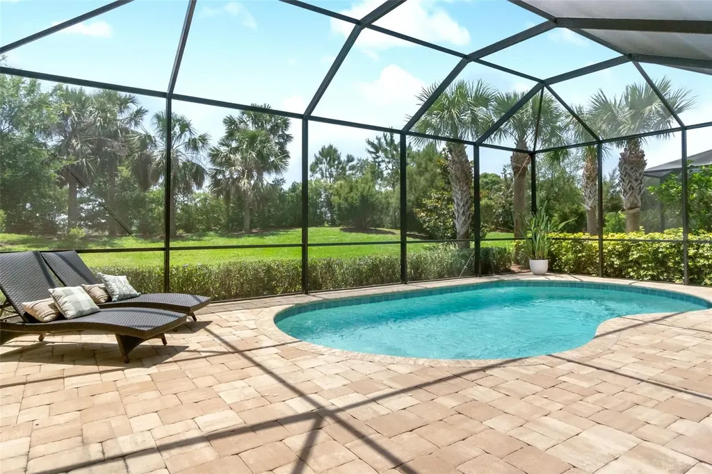 6317 Rivo Lakes Boulevard Sarasota FL 34241