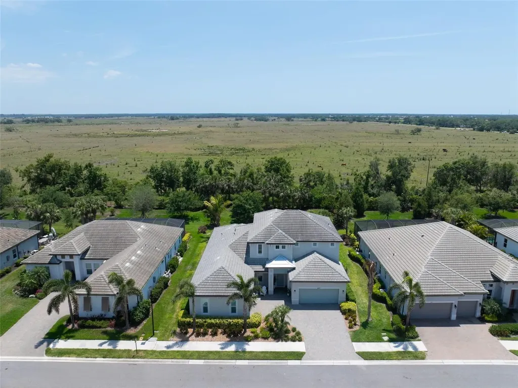 6317 Rivo Lakes Boulevard Sarasota FL 34241