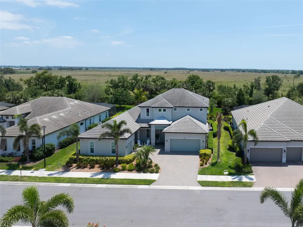 6317 Rivo Lakes Boulevard Sarasota FL 34241
