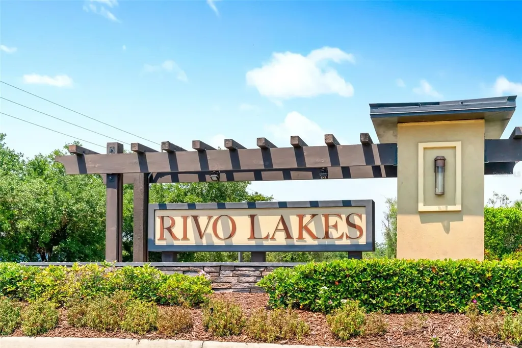 6317 Rivo Lakes Boulevard Sarasota FL 34241