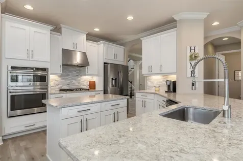 5749 Sunflower Circle Sarasota FL 34238