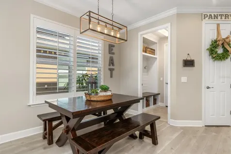 5749 Sunflower Circle Sarasota FL 34238