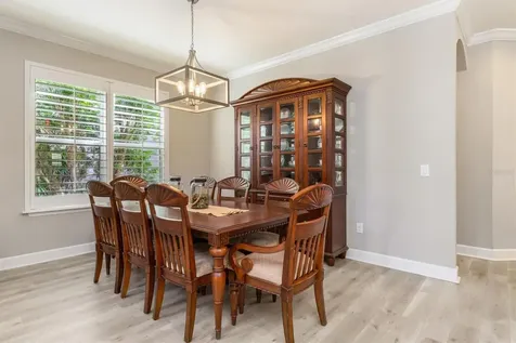 5749 Sunflower Circle Sarasota FL 34238