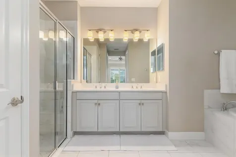 5749 Sunflower Circle Sarasota FL 34238