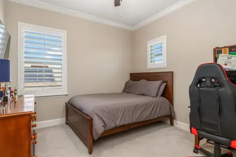 5749 Sunflower Circle Sarasota FL 34238