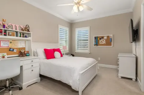 5749 Sunflower Circle Sarasota FL 34238