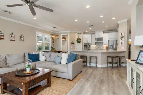 5749 Sunflower Circle Sarasota FL 34238