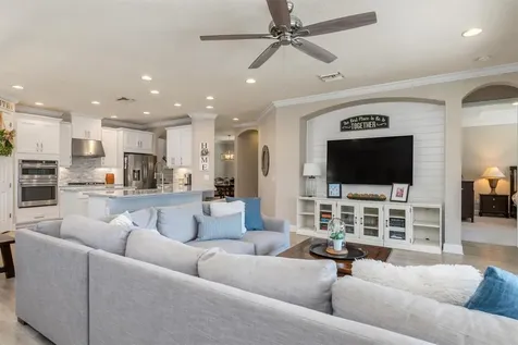5749 Sunflower Circle Sarasota FL 34238