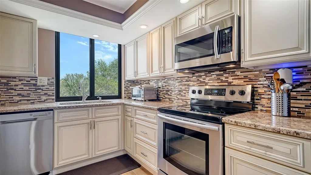 6267 Midnight Pass Road Sarasota FL 34242