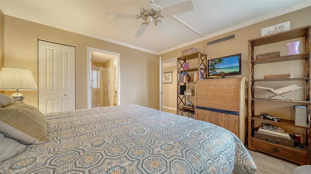 6267 Midnight Pass Road Sarasota FL 34242