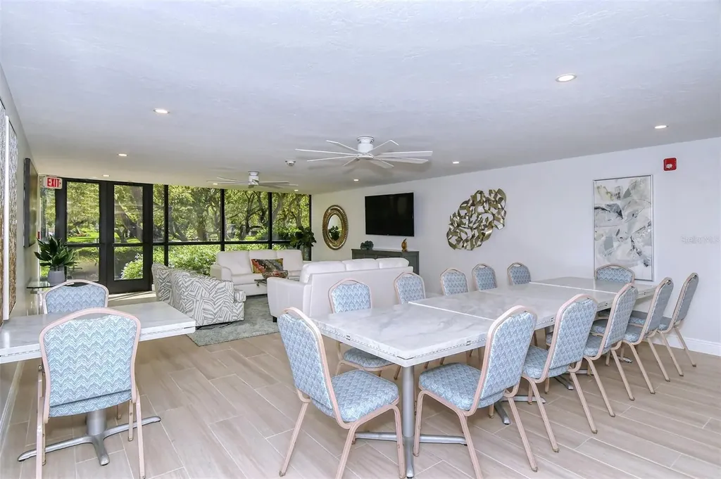 6267 Midnight Pass Road Sarasota FL 34242