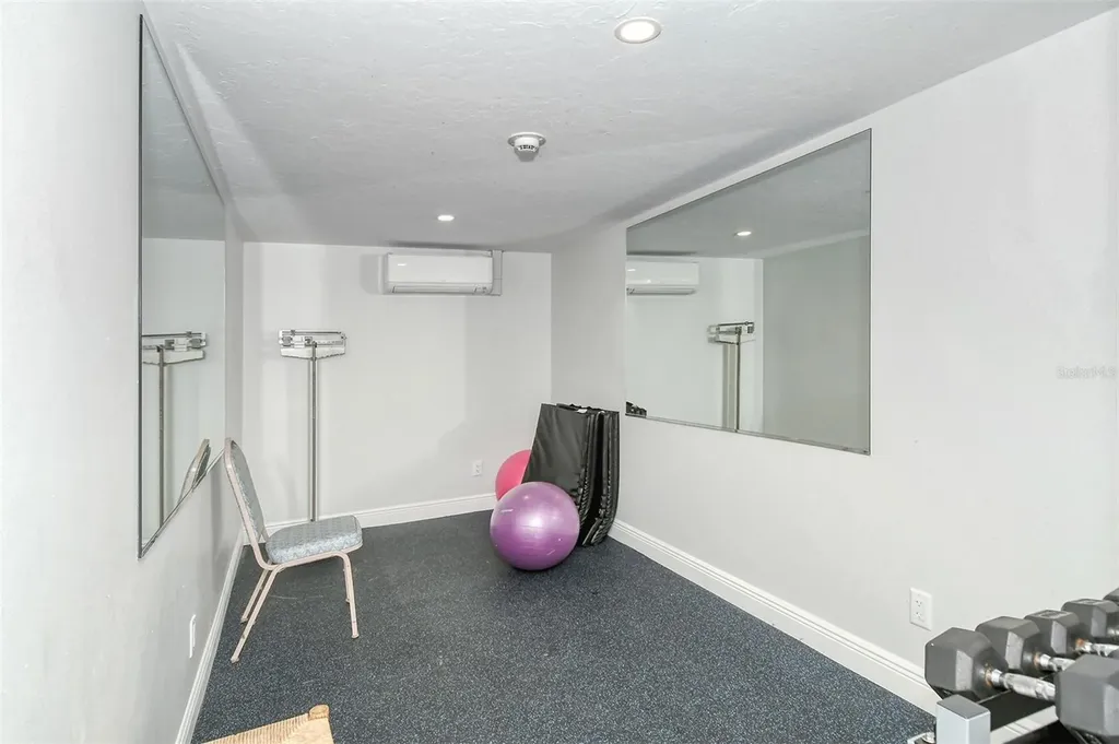 6267 Midnight Pass Road Sarasota FL 34242