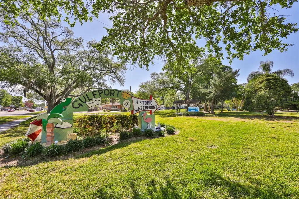 2960 59th Street S Gulfport FL 33707