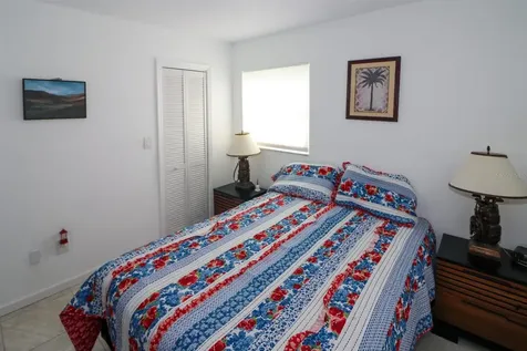 4158 Tamiami Trail Port Charlotte FL 33952