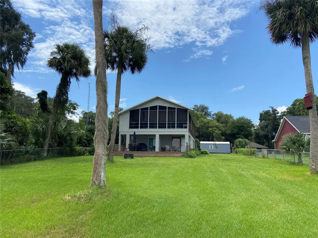 170 Little Orange Lake Drive Hawthorne FL 32640