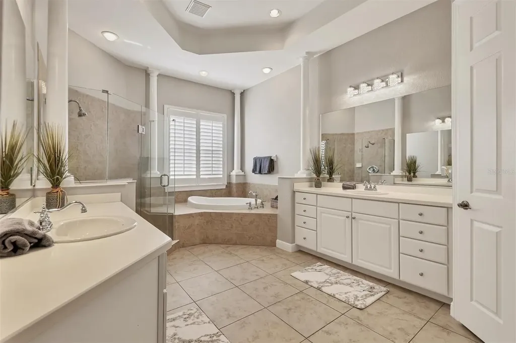 5583 46th Court W Bradenton FL 34210